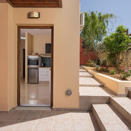 Anna Boutique Apartment Като-Даратсо Экстерьер фото