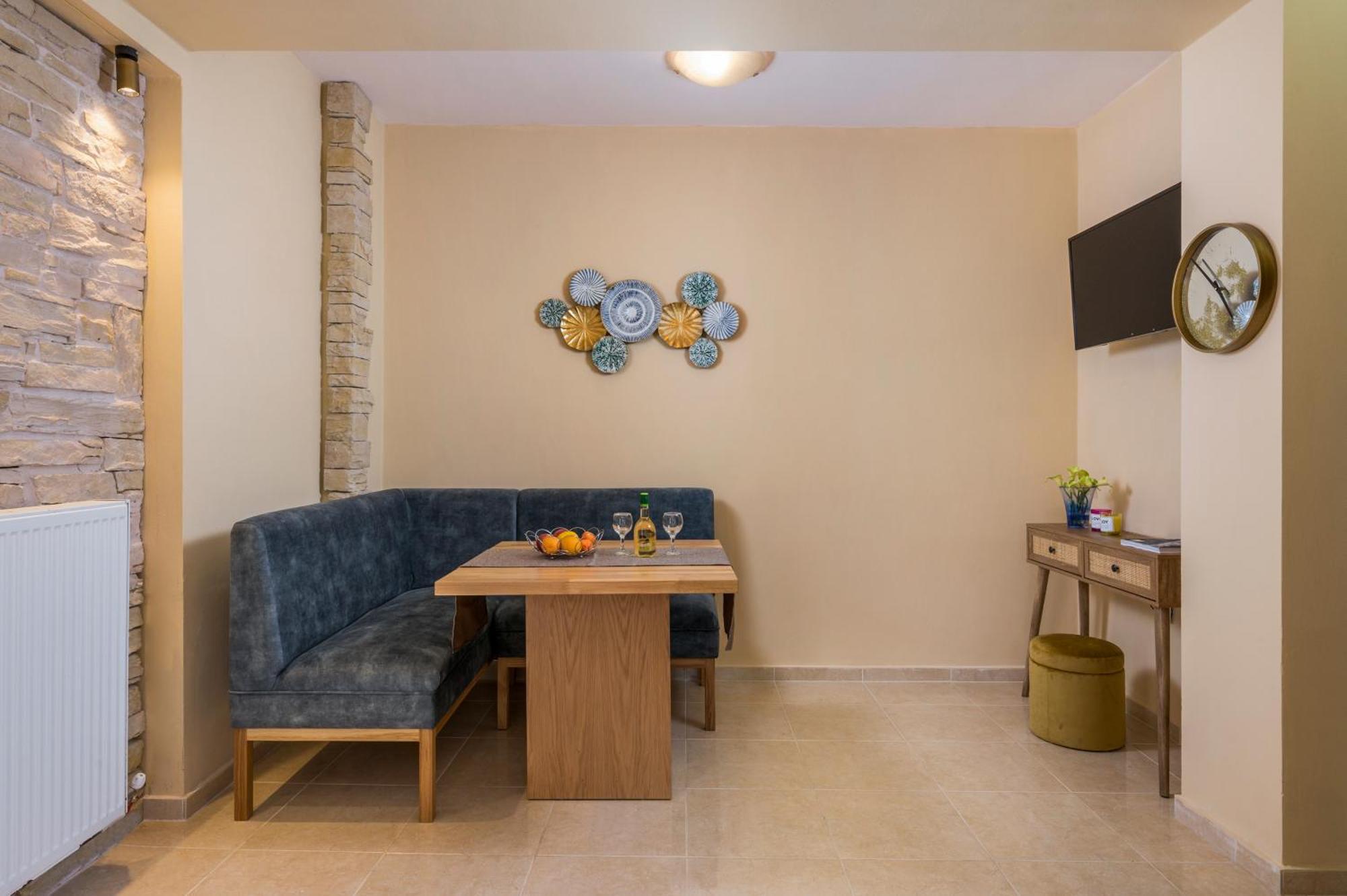 Anna Boutique Apartment Като-Даратсо Экстерьер фото